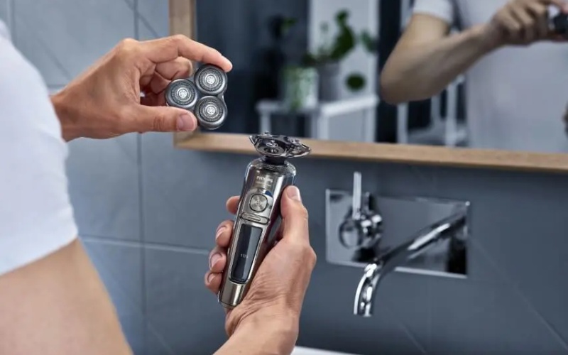 Máy cạo râu là quà sinh nhật cho bố rẻ mà ý nghĩa